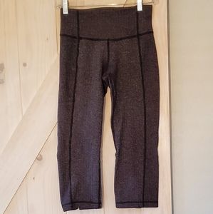Lululemon capri leggings